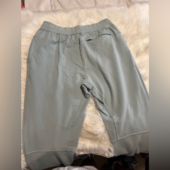 Lululemon City Sweat Joggers - Picture 14 of 14